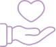 Main ouverte paume vers le haut, tenant un cœur. Symbole de don, amour, compassion, aide et soutien. Icône minimaliste mauve.